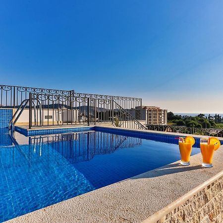 De Lux Apartments Luka Bar Bagian luar foto