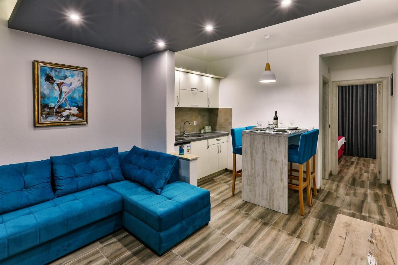 De Lux Apartments Luka Bar Bagian luar foto