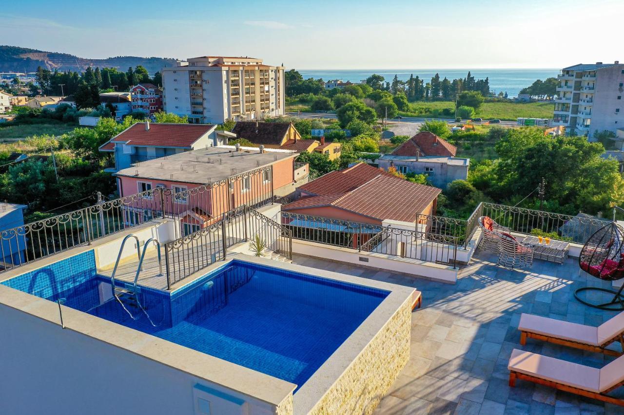 De Lux Apartments Luka Bar Bagian luar foto