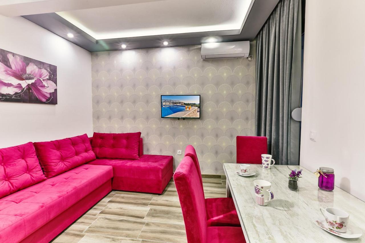 De Lux Apartments Luka Bar Bagian luar foto