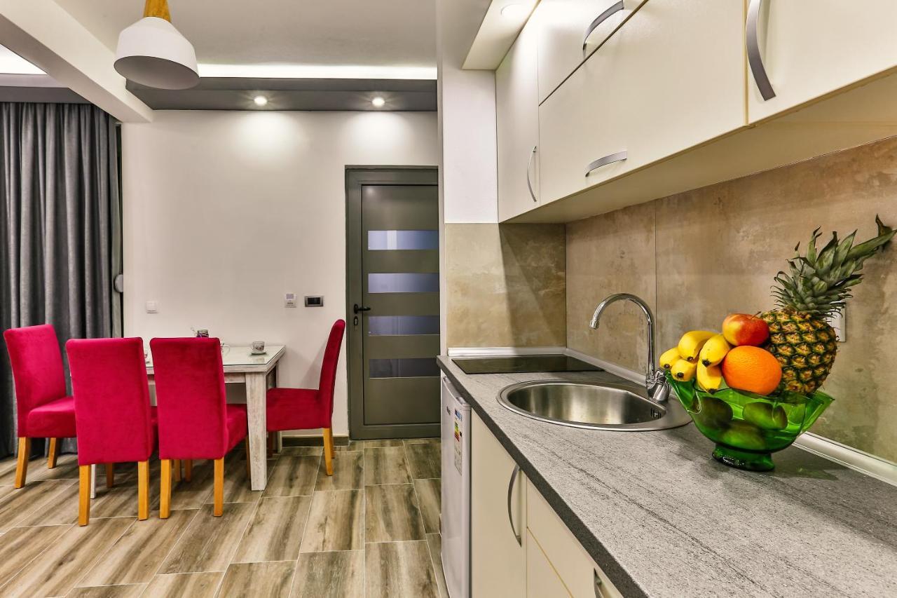 De Lux Apartments Luka Bar Bagian luar foto