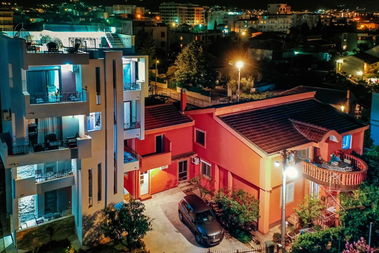 De Lux Apartments Luka Bar Bagian luar foto