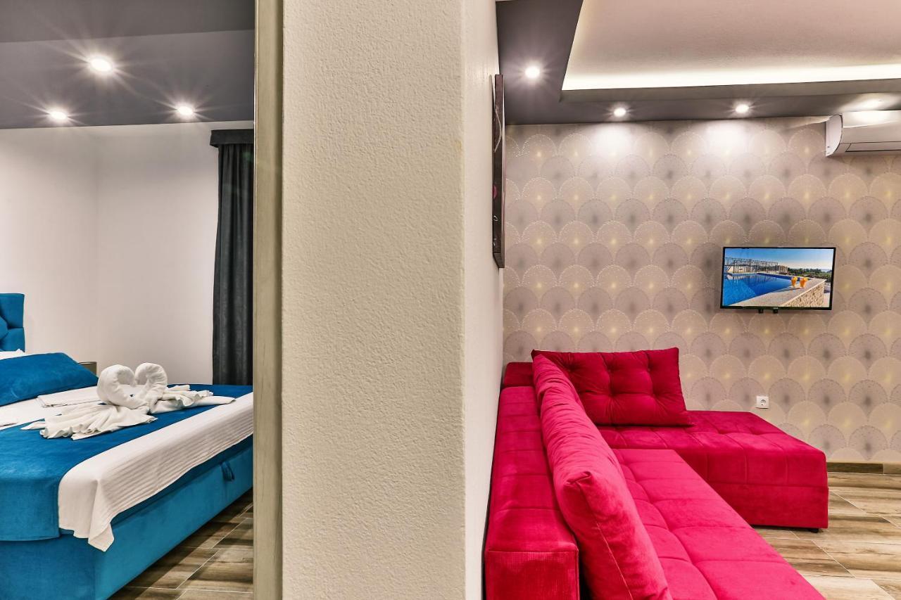 De Lux Apartments Luka Bar Bagian luar foto