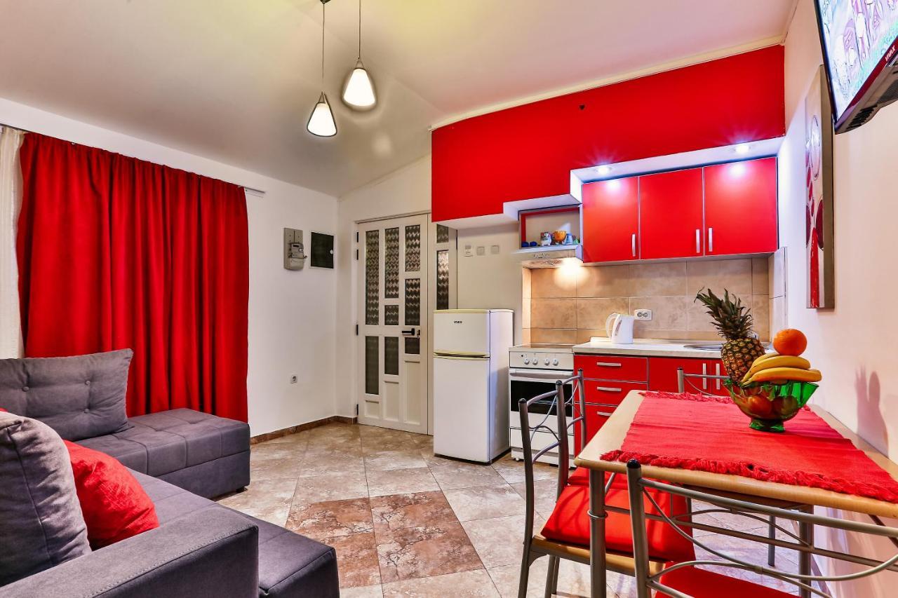 De Lux Apartments Luka Bar Bagian luar foto