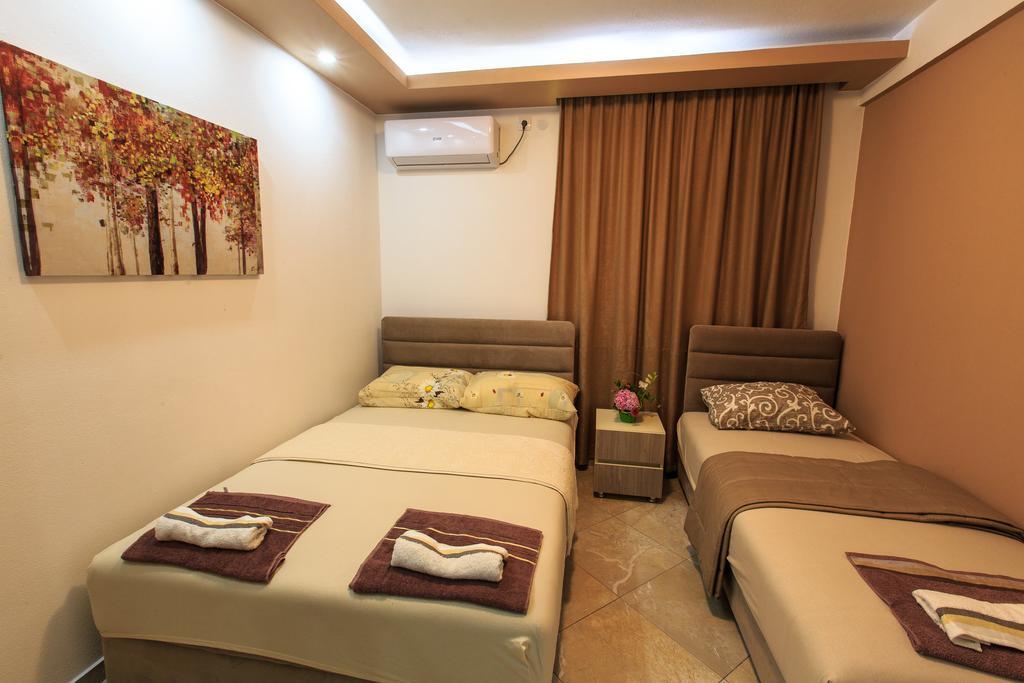 De Lux Apartments Luka Bar Bagian luar foto