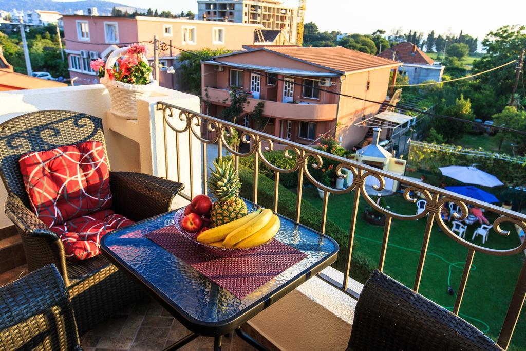 De Lux Apartments Luka Bar Bagian luar foto