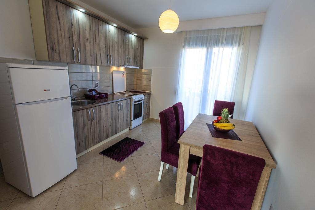 De Lux Apartments Luka Bar Bagian luar foto