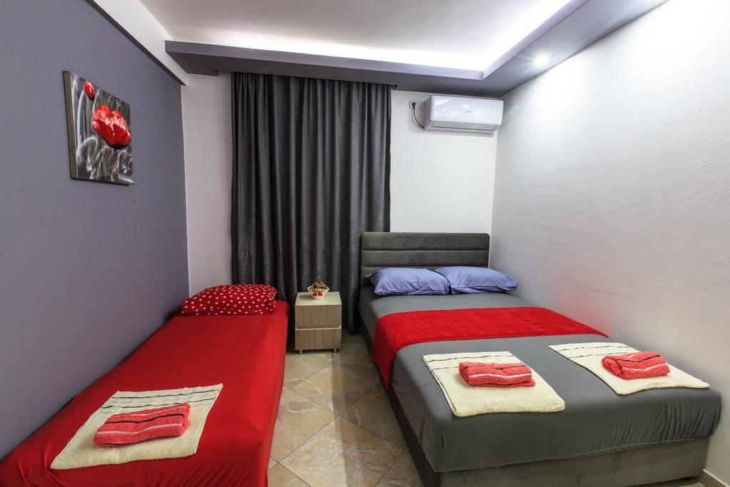 De Lux Apartments Luka Bar Bagian luar foto
