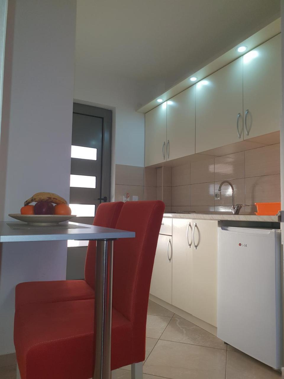 De Lux Apartments Luka Bar Bagian luar foto