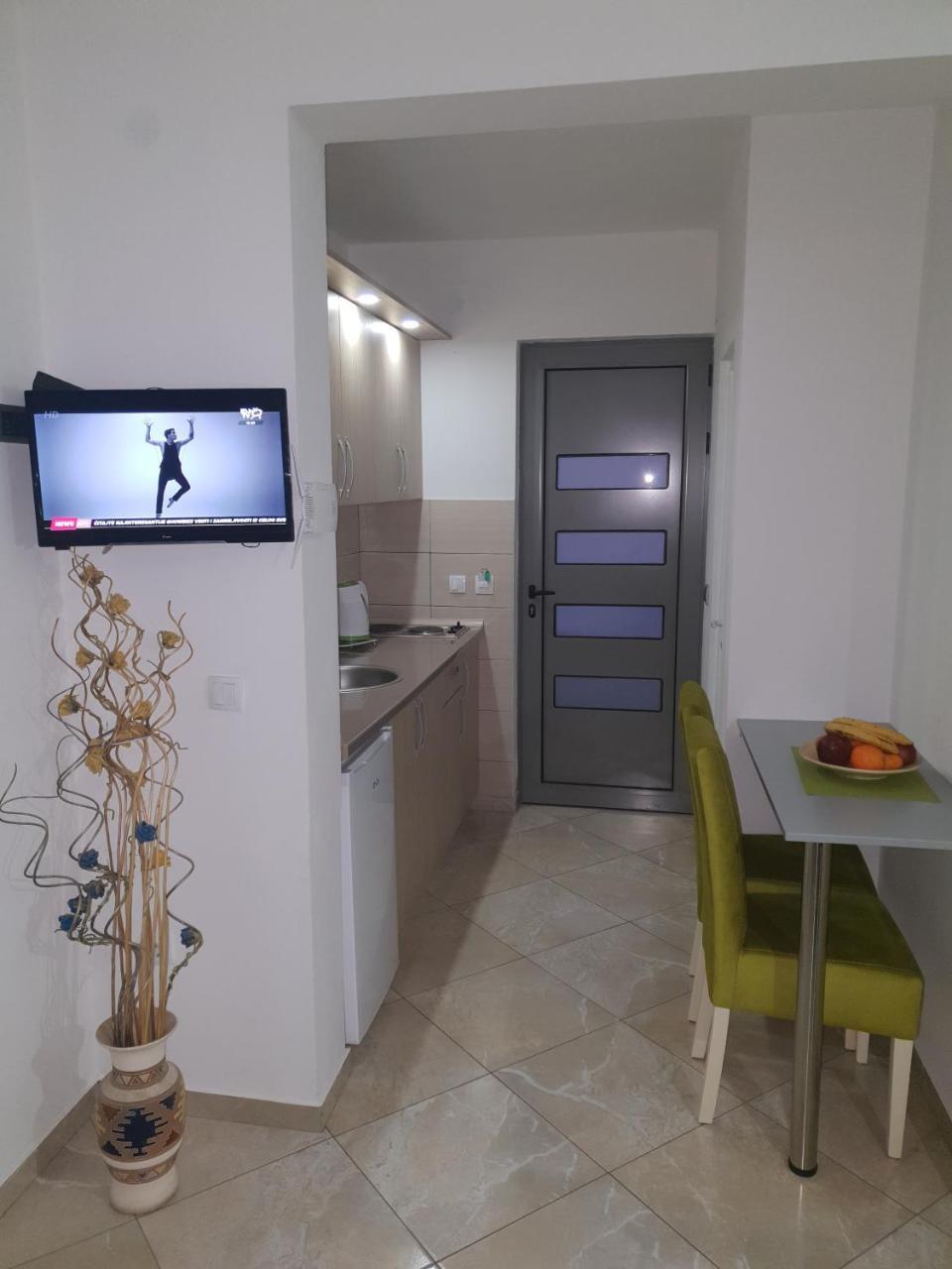De Lux Apartments Luka Bar Bagian luar foto